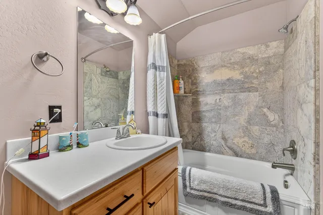 $1,600,000 | 2195 Kilborn Lane, Mesa, ID 83643