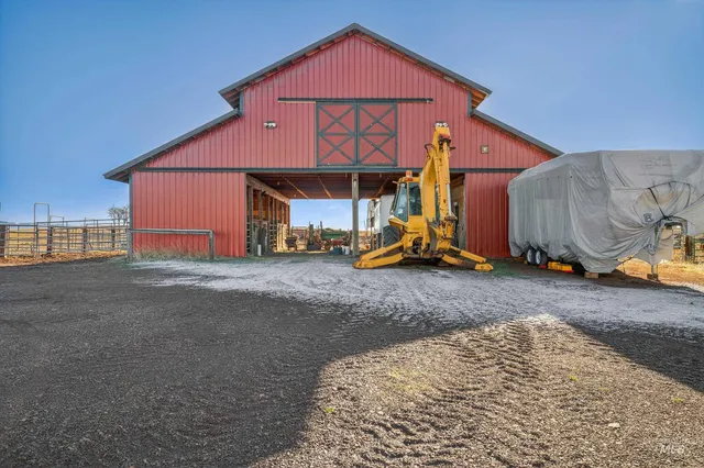 $1,600,000 | 2195 Kilborn Lane, Mesa, ID 83643