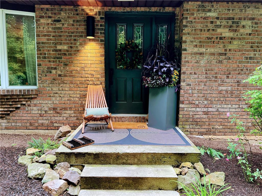 5890 Limeport Road Emmaus, PA 18049 - Photo 2 of 40 Gallery Image 2