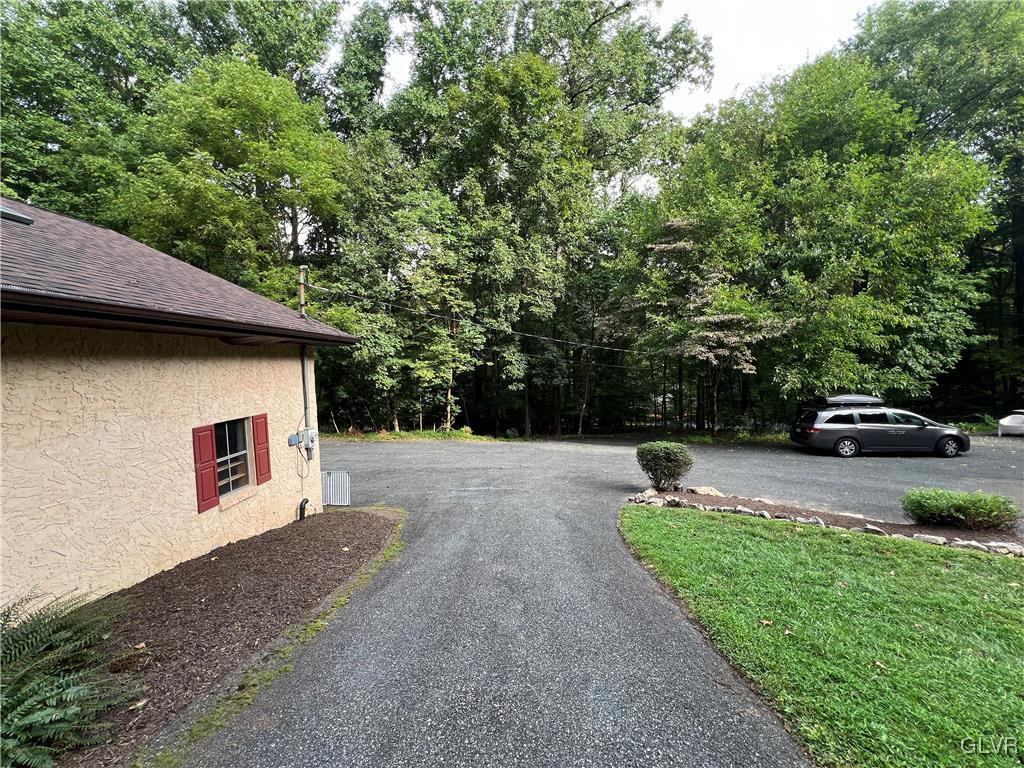 5890 Limeport Road Emmaus, PA 18049 - Photo 34 of 40 Gallery Image 34