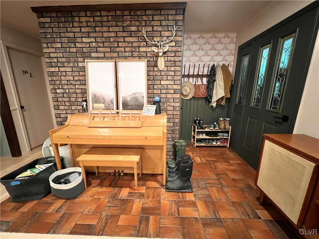 5890 Limeport Road Emmaus, PA 18049 - Photo 5 of 40 Gallery Image 5