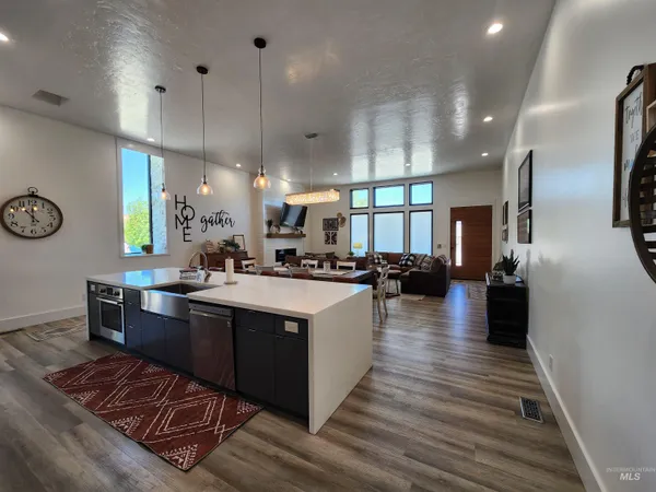 $695,000 | 150 West Main Street, Oakley, ID 83346