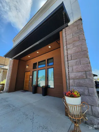 $695,000 | 150 West Main Street, Oakley, ID 83346