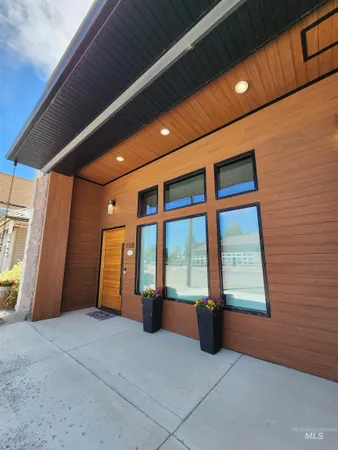$695,000 | 150 West Main Street, Oakley, ID 83346