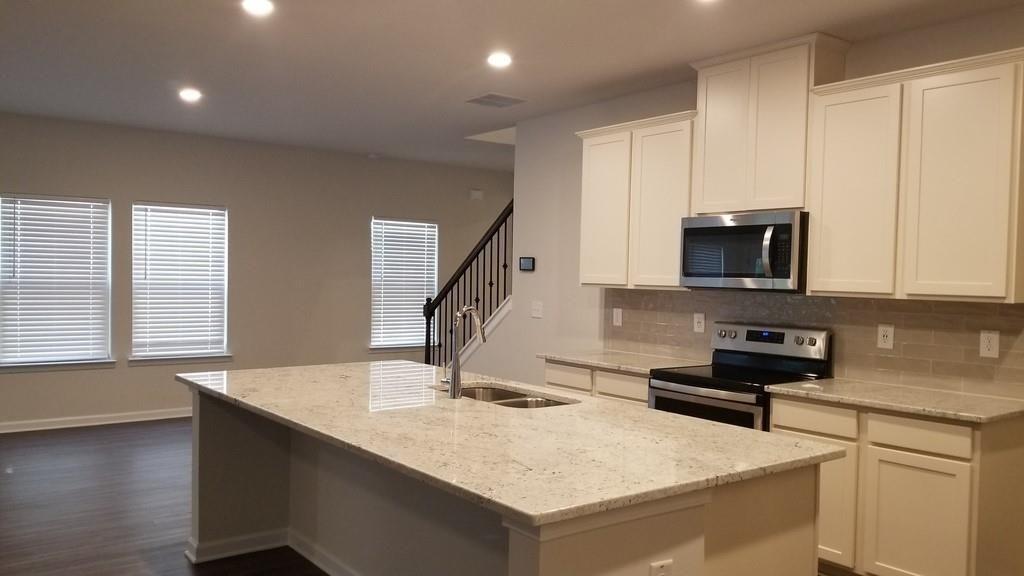 3009 Morgan Spring Trail Buford, GA 30519 - Photo 4 of 16