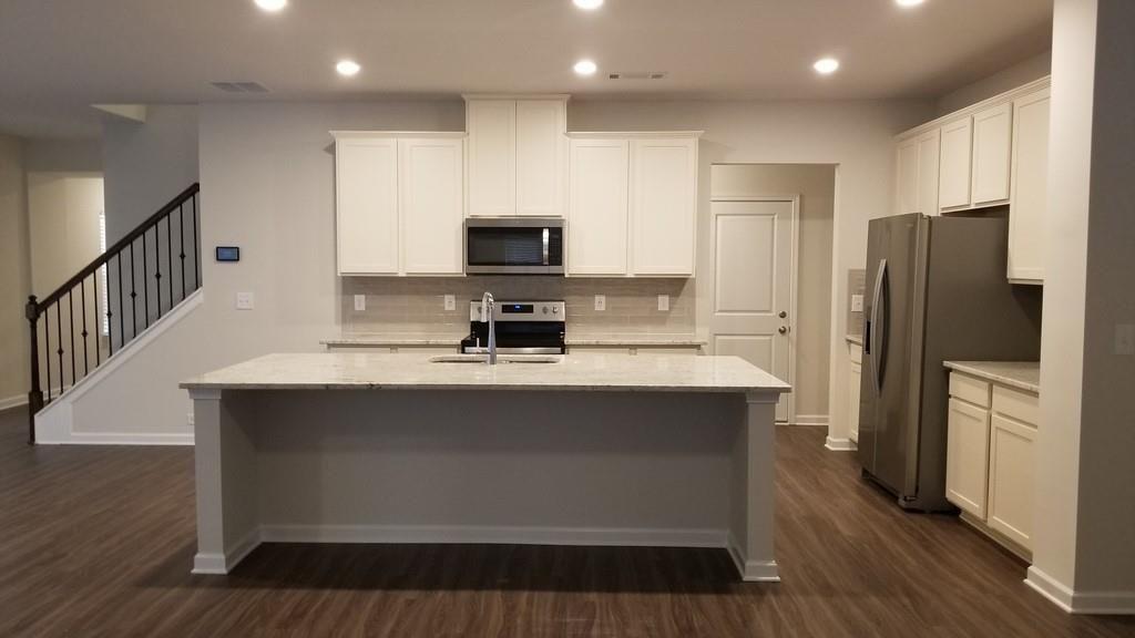 3009 Morgan Spring Trail Buford, GA 30519 - Photo 5 of 16