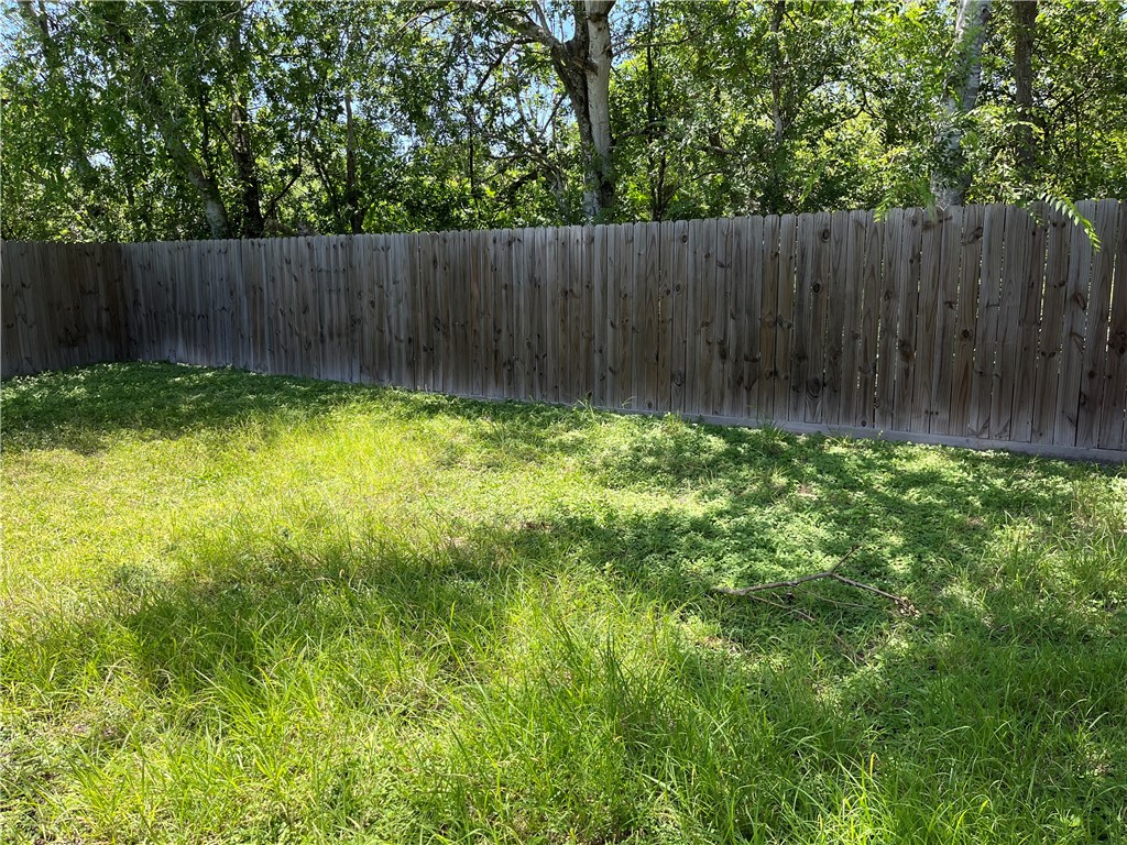 629 Lopez Street Taft, TX 78390 - Photo 21 of 22 a view of backyard with wooden fence