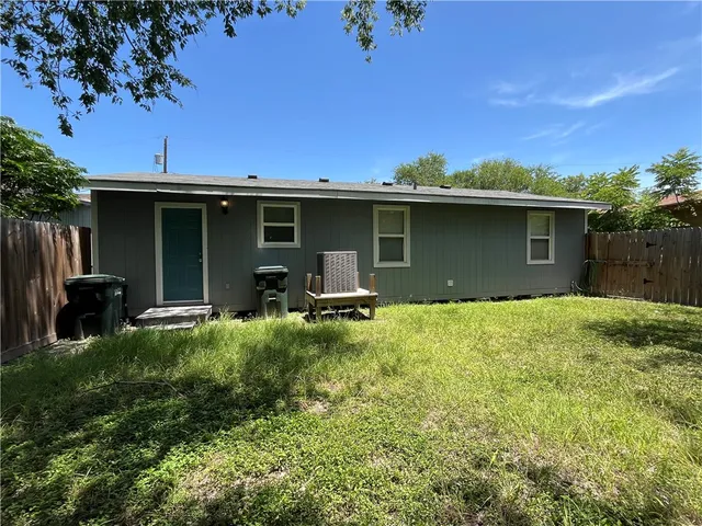 $114,900 | 629 Lopez Street, Taft, TX 78390