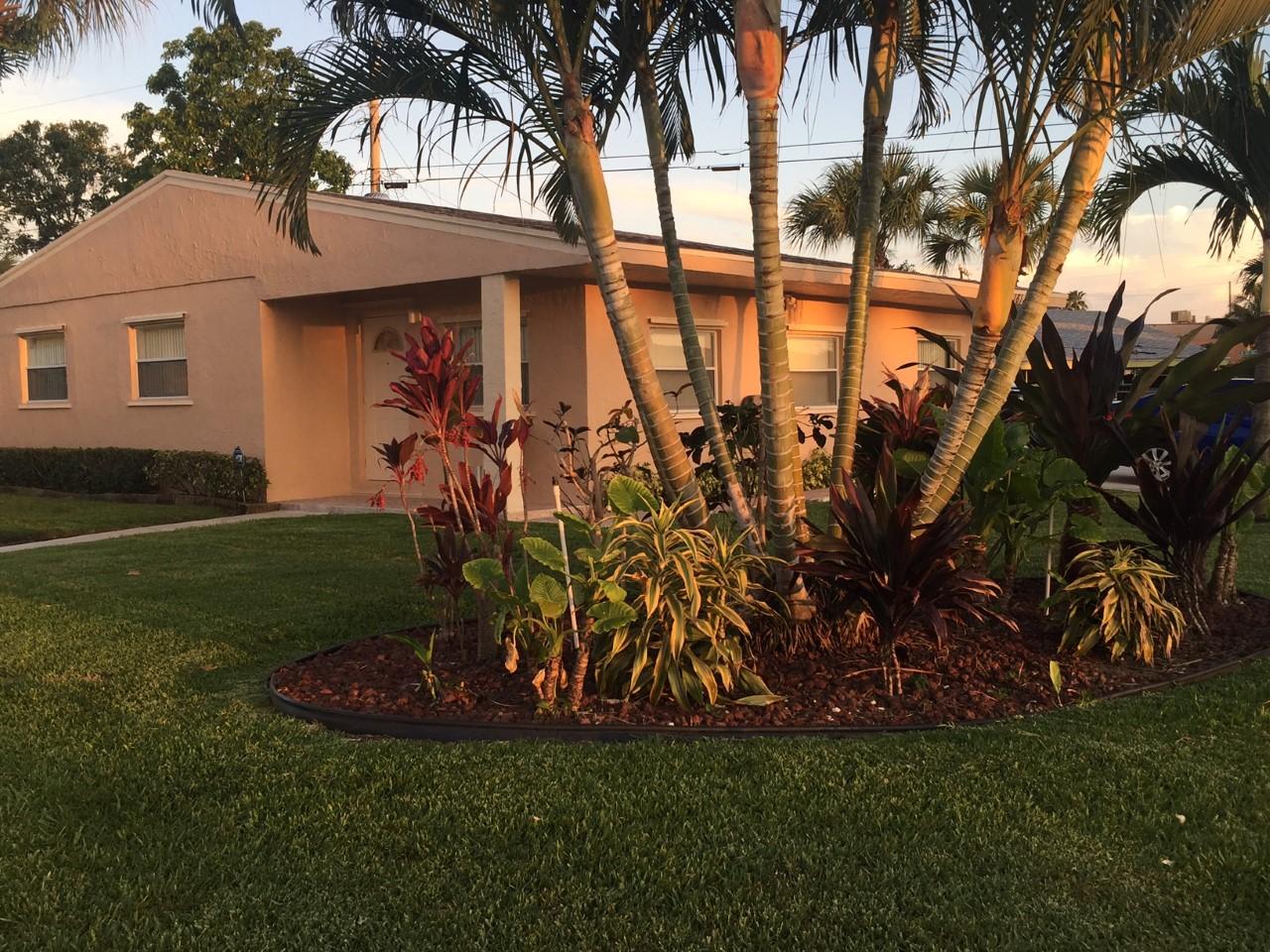 1161 West 24th Street Riviera Beach, FL 33404 - Photo 1 of 10 Front