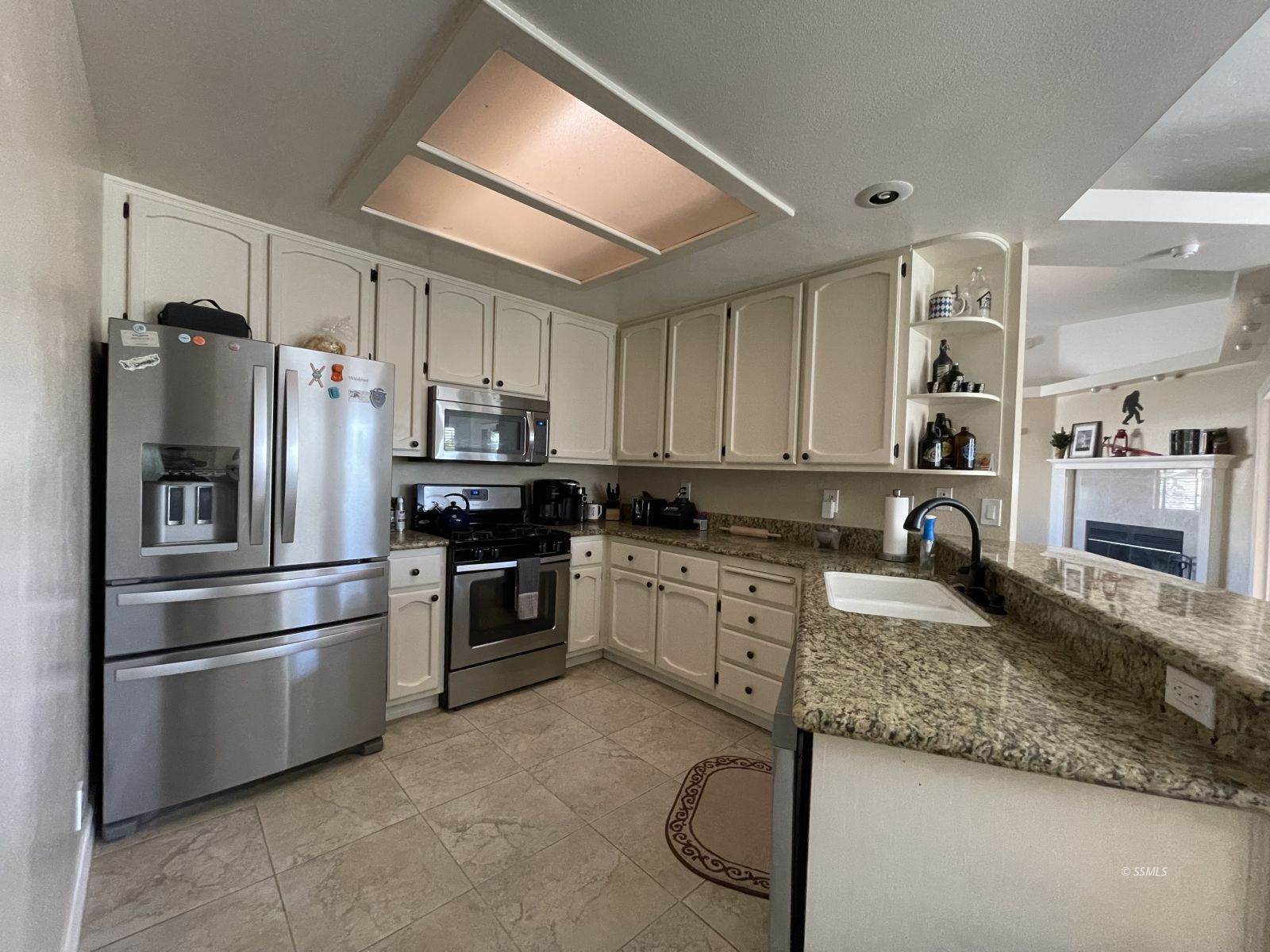 437 Renee Court Ridgecrest, CA 93555 - Photo 8 of 34