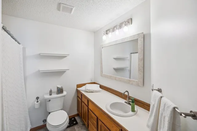 $185,000 | 3563 Blue Jay Way, Unit 107, Eagan, MN 55123