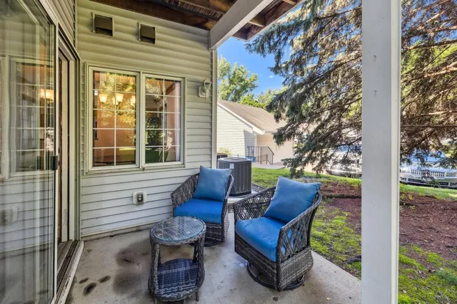 $185,000 | 3563 Blue Jay Way, Unit 107, Eagan, MN 55123