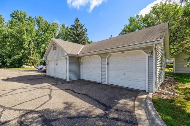 $185,000 | 3563 Blue Jay Way, Unit 107, Eagan, MN 55123