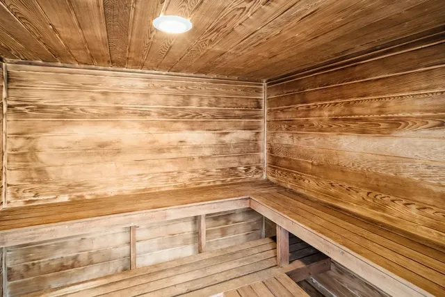 $185,000 | 3563 Blue Jay Way, Unit 107, Eagan, MN 55123