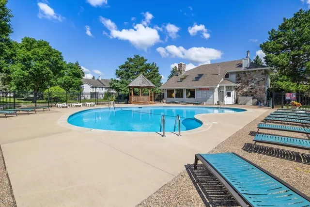 $185,000 | 3563 Blue Jay Way, Unit 107, Eagan, MN 55123