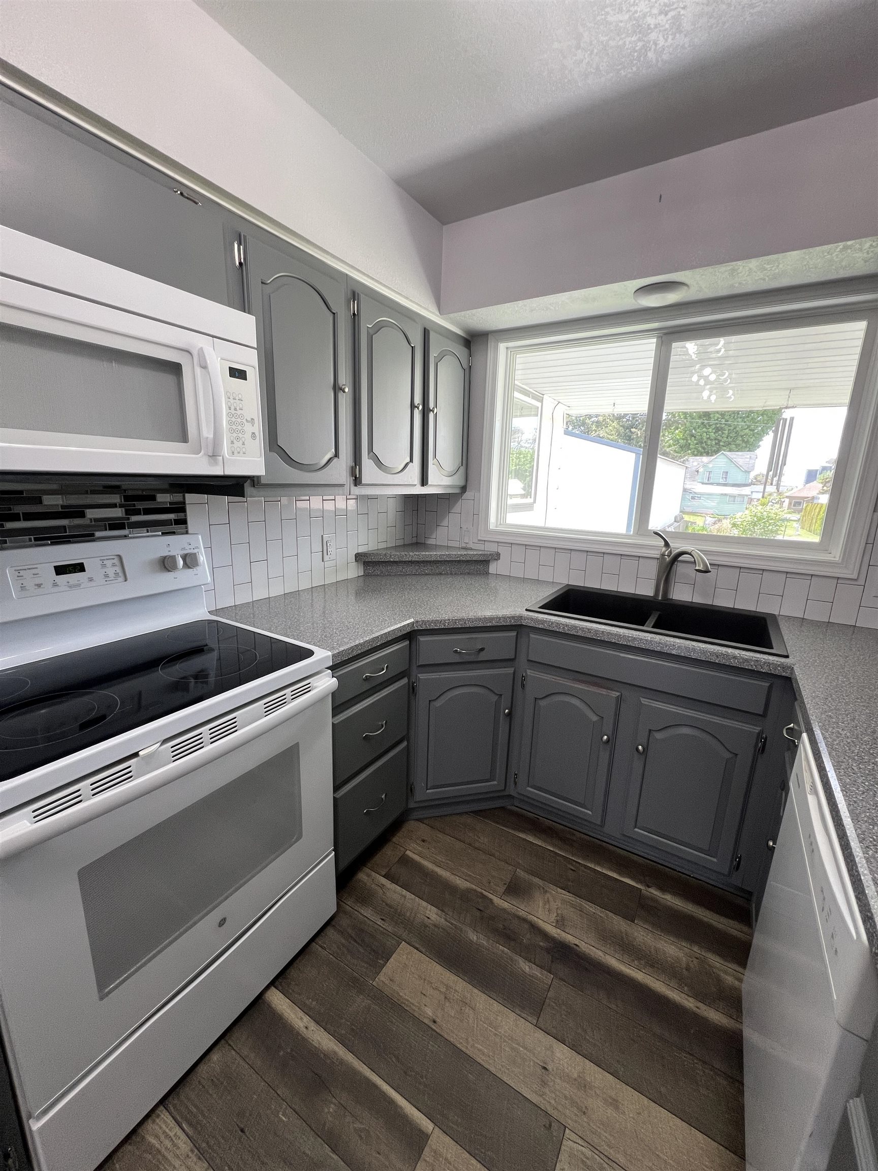 309 South Coal Creek Road Harrington, WA 99134 - Photo 9 of 24