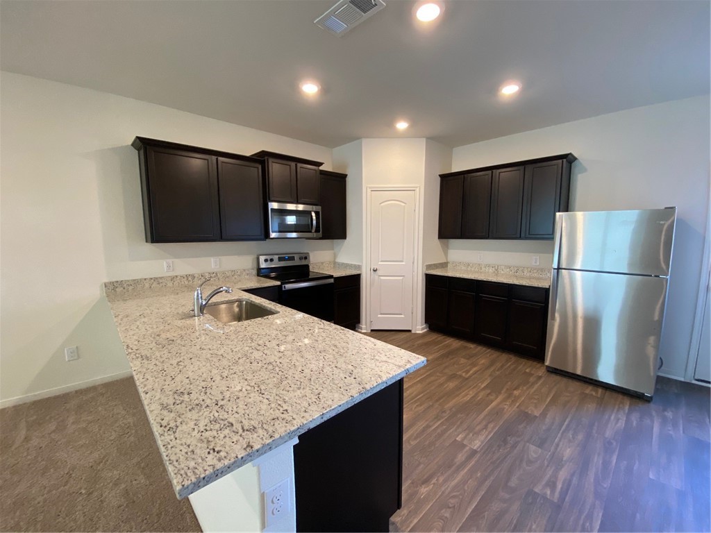 116 Allington Circle Jarrell, TX 76537 - Photo 5 of 20