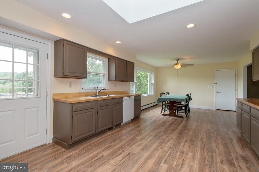 619 Rte 524 Allentown, NJ 08501 - Photo 10 of 28 Gallery Image 10