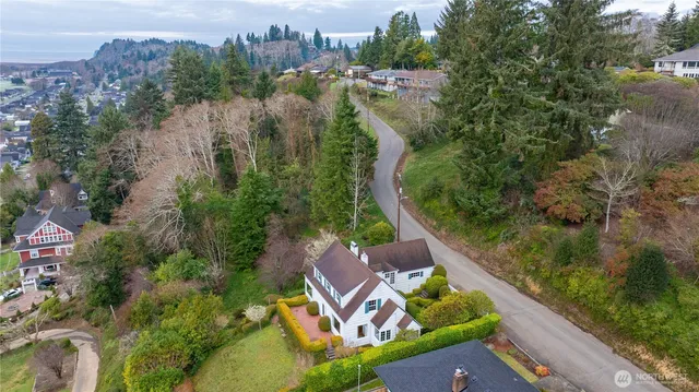 $425,000 | 610 Hyde Park Drive, Hoquiam, WA 98550