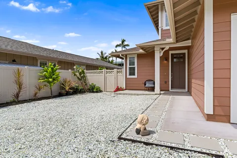 $1,200,000 | 75-3772 Leialii Loop, Kailua-Kona, HI 96740