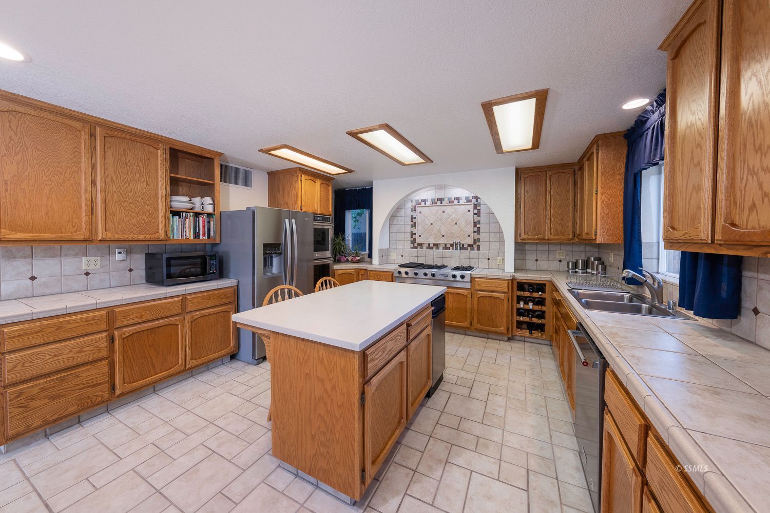843 West Howell Avenue Ridgecrest, CA 93555 - Photo 15 of 50