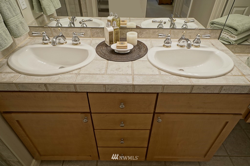 17438 Bothell Way Northeast, Unit C101 Bothell, WA 98011 - Photo 13 of 25