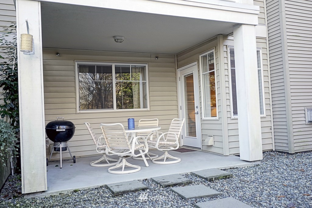 17438 Bothell Way Northeast, Unit C101 Bothell, WA 98011 - Photo 20 of 25