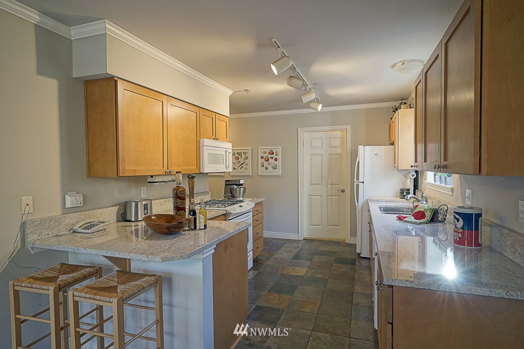 17438 Bothell Way Northeast, Unit C101 Bothell, WA 98011 - Photo 6 of 25