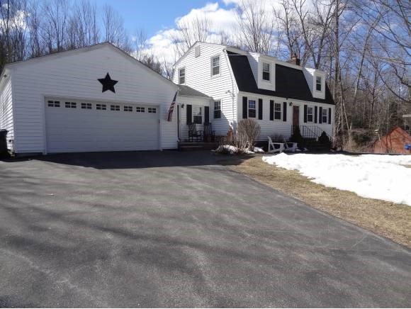 62 Wallace Road Goffstown, NH 03045 - Photo 1 of 1 Gallery Image 1