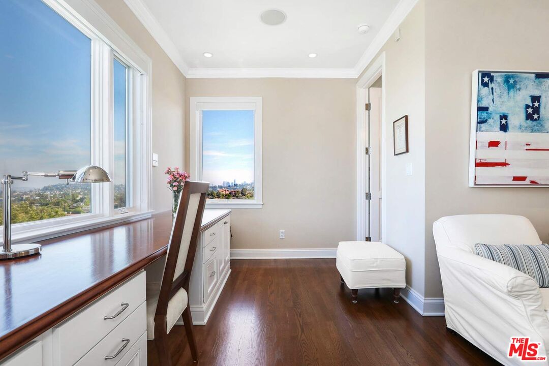 3671 Lowry Road Los Angeles, CA 90027 - Photo 33 of 46 Gallery Image 33