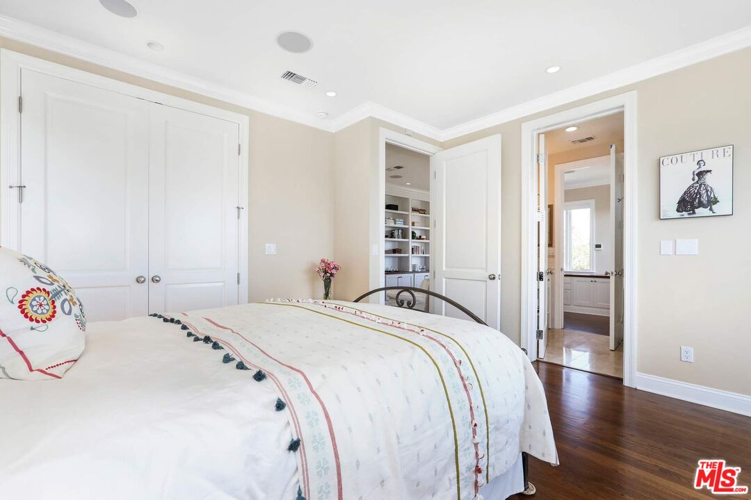 3671 Lowry Road Los Angeles, CA 90027 - Photo 35 of 46 Gallery Image 35