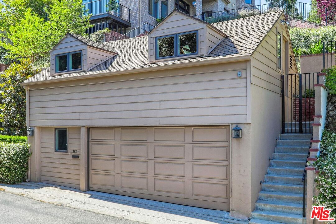 3671 Lowry Road Los Angeles, CA 90027 - Photo 40 of 46 Gallery Image 40