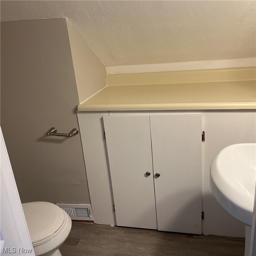 3981 Lancaster Road Cleveland, OH 44121 - Photo 15 of 15