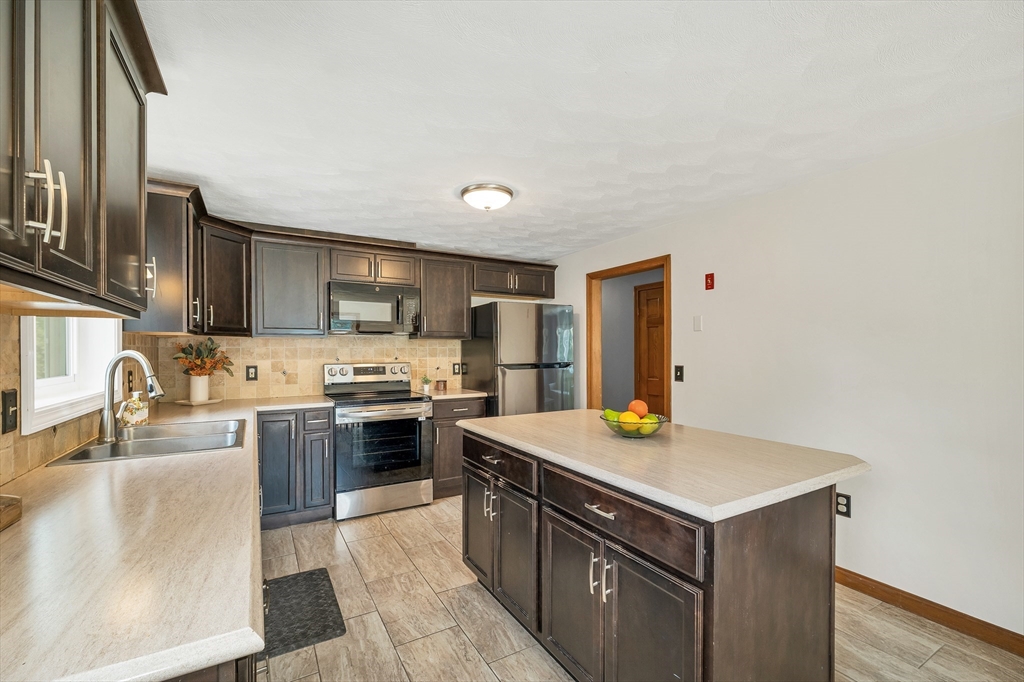 7 Manter Mill Road Londonderry, NH 03053 - Photo 27 of 37 Gallery Image 27