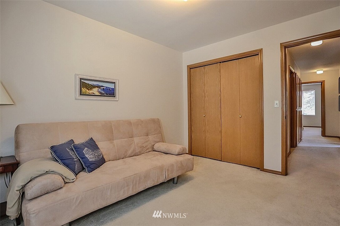 5698 Clover Valley Road Southeast Port Orchard, WA 98367 - Photo 18 of 25 Gallery Image 18