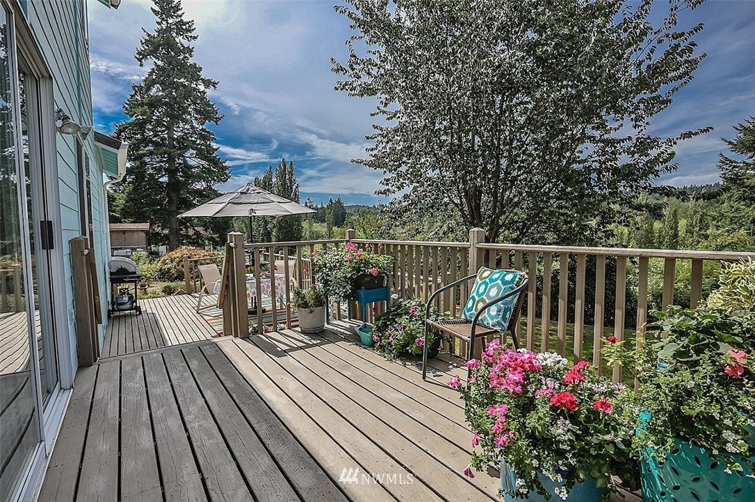 5698 Clover Valley Road Southeast Port Orchard, WA 98367 - Photo 24 of 25 Gallery Image 24