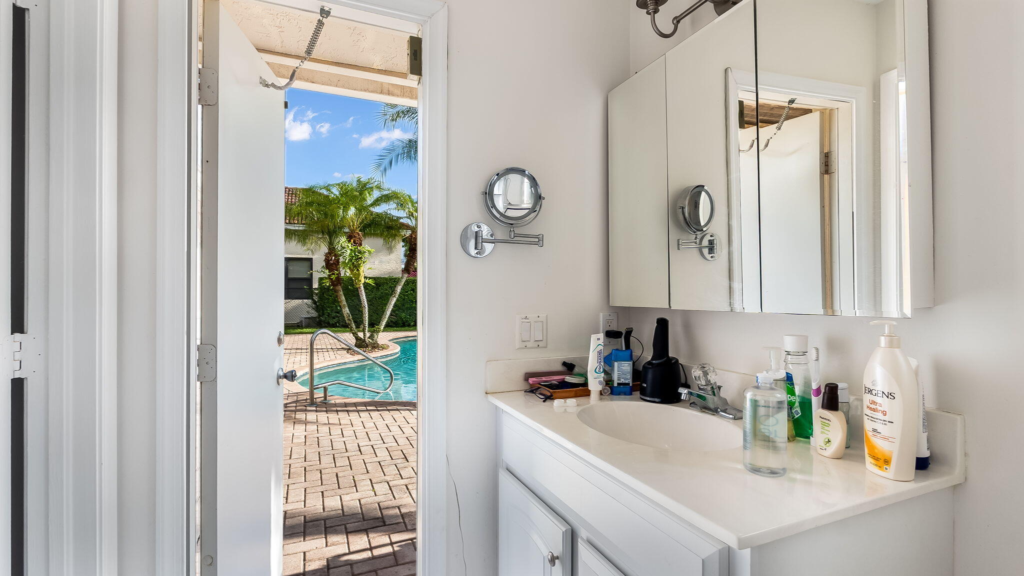 3171 Overlook Road Davie, FL 33328 - Photo 36 of 55 39-web-or-mls-DSC08140