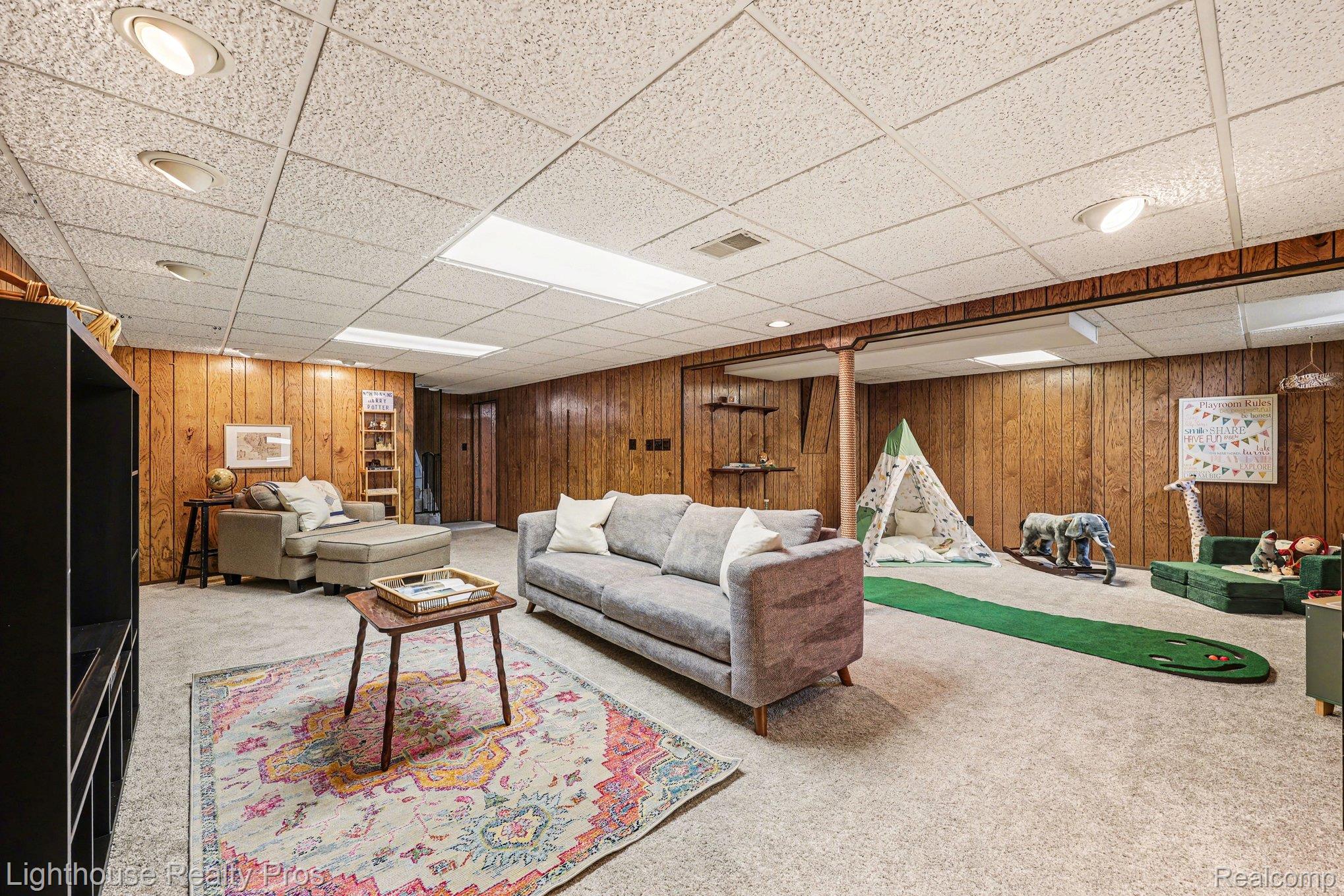 6405 King Road Spring Arbor, MI 49283 - Photo 27 of 38 027_file_9245.jpg
