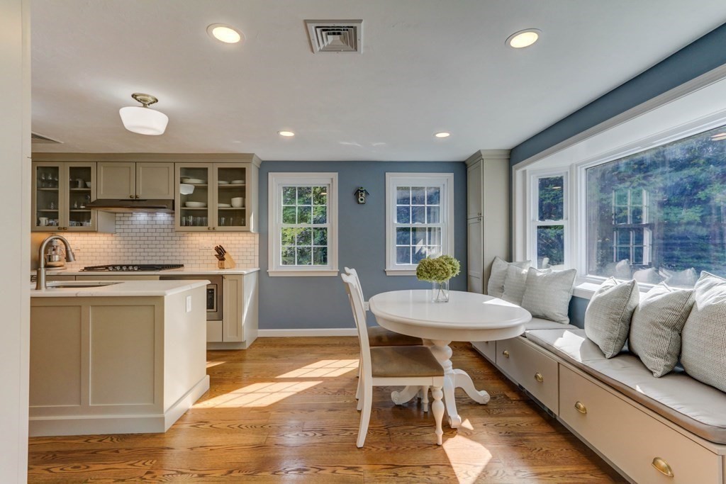 4 Spruce Road Medway, MA 02053 - Photo 14 of 42 Gallery Image 14