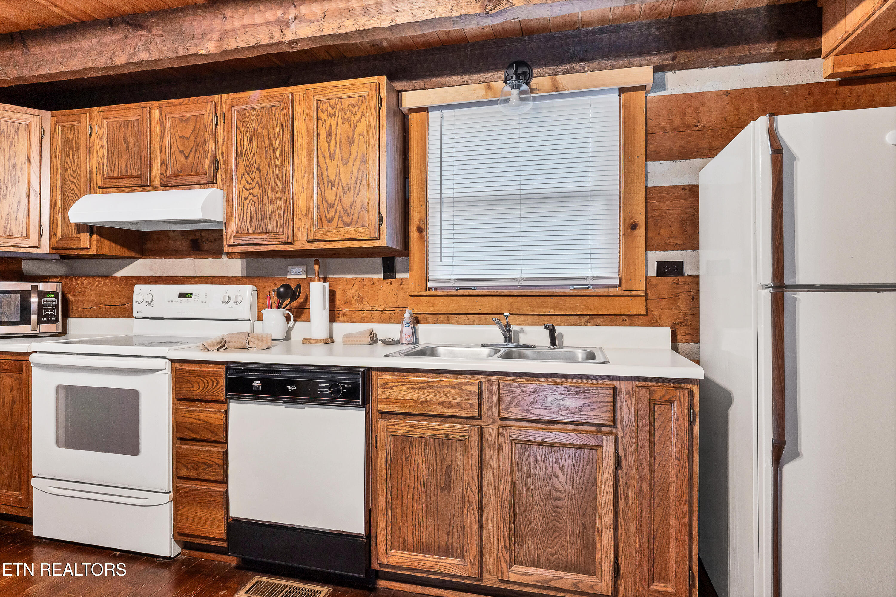 260 Black Mash Hollow Road Townsend, TN 37882 - Photo 15 of 37 DSC03313