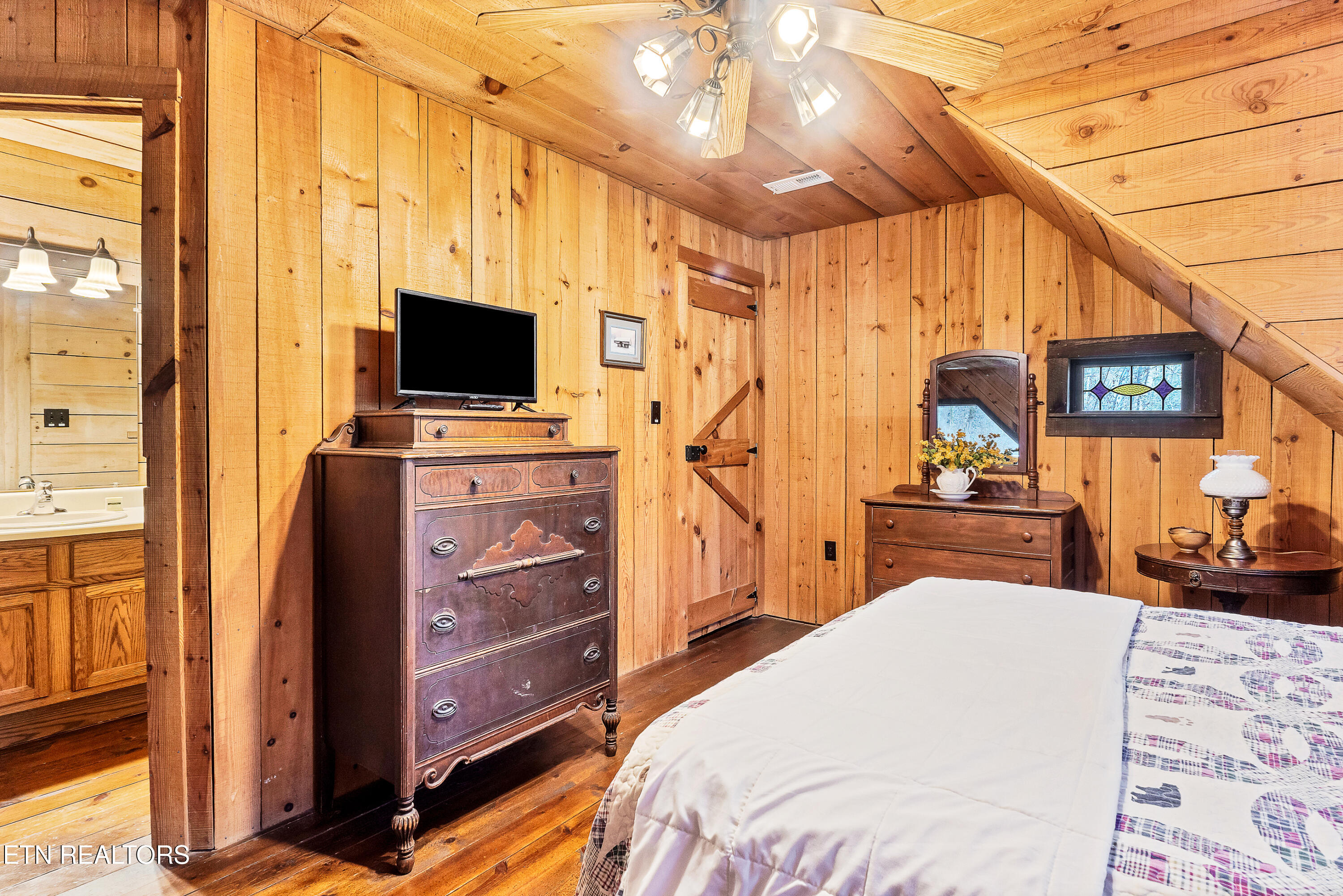 260 Black Mash Hollow Road Townsend, TN 37882 - Photo 28 of 37 DSC03343