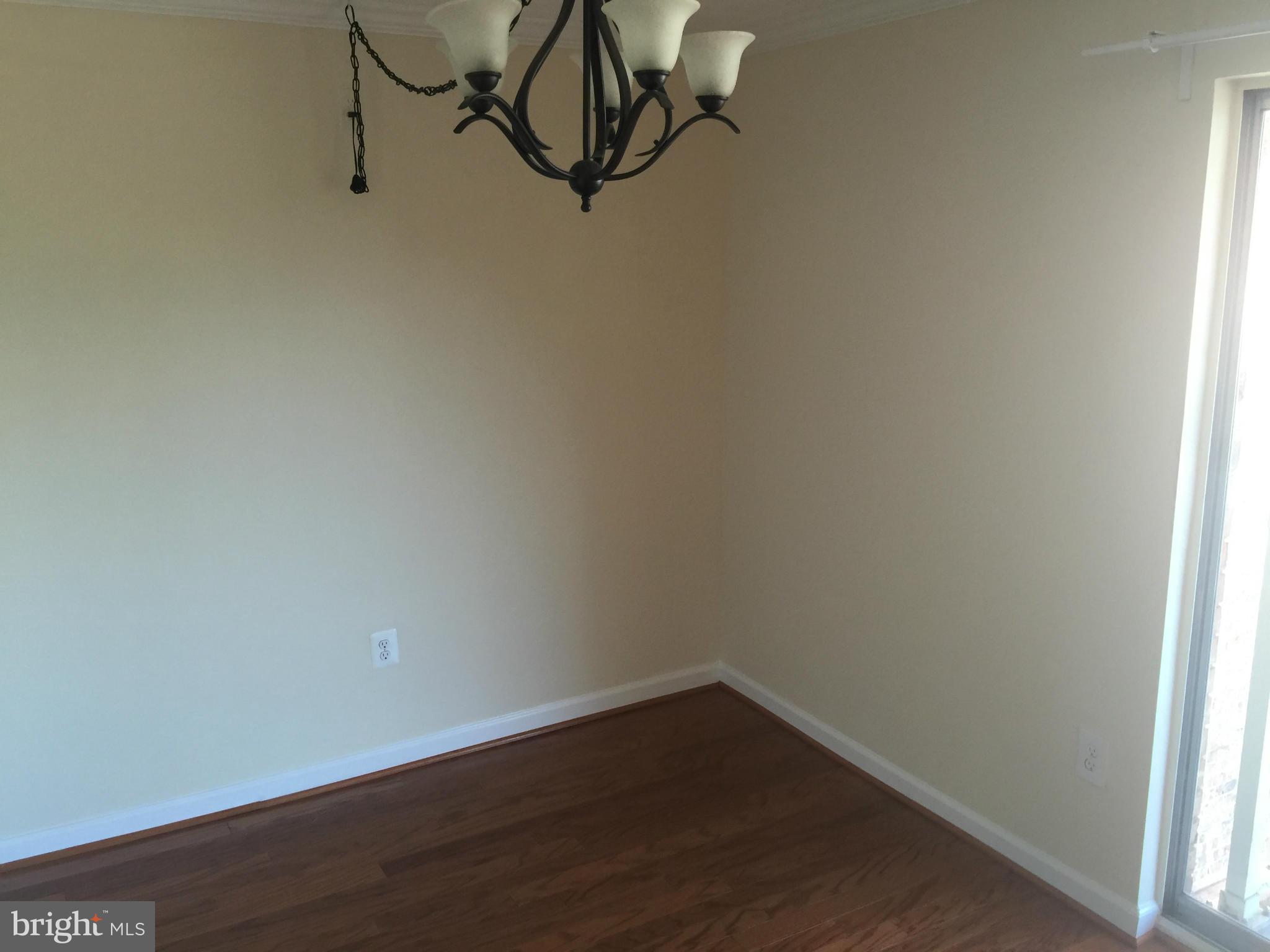2618 Fort Farnsworth Road, Unit 237 1D Alexandria, VA 22303 - Photo 29 of 30 Dining Room