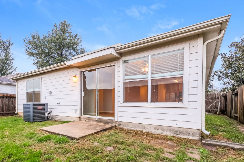 614 Cypresswood Trace Spring, TX 77373 - Photo 16 of 16 a front view of a house with garden