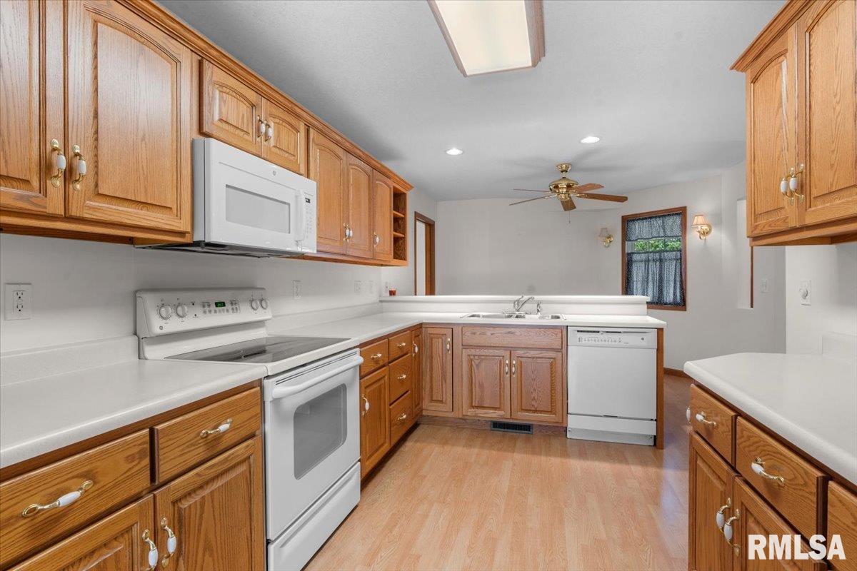 7109 Preston Drive Springfield, IL 62711 - Photo 17 of 43