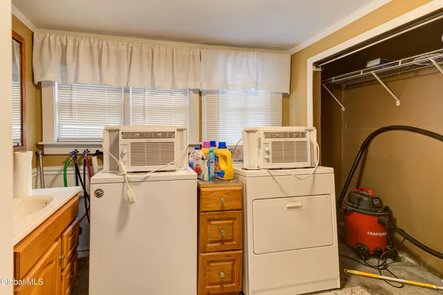 $169,900 | 130 France Street, Sharon Springs, NY 13459