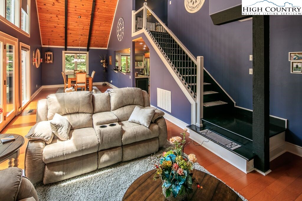 247 Lakeview Road Newland, NC 28657 - Photo 11 of 43 Gallery Image 11