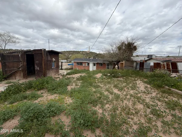 $159,900 | 419 4th Street, Winkelman, AZ 85192
