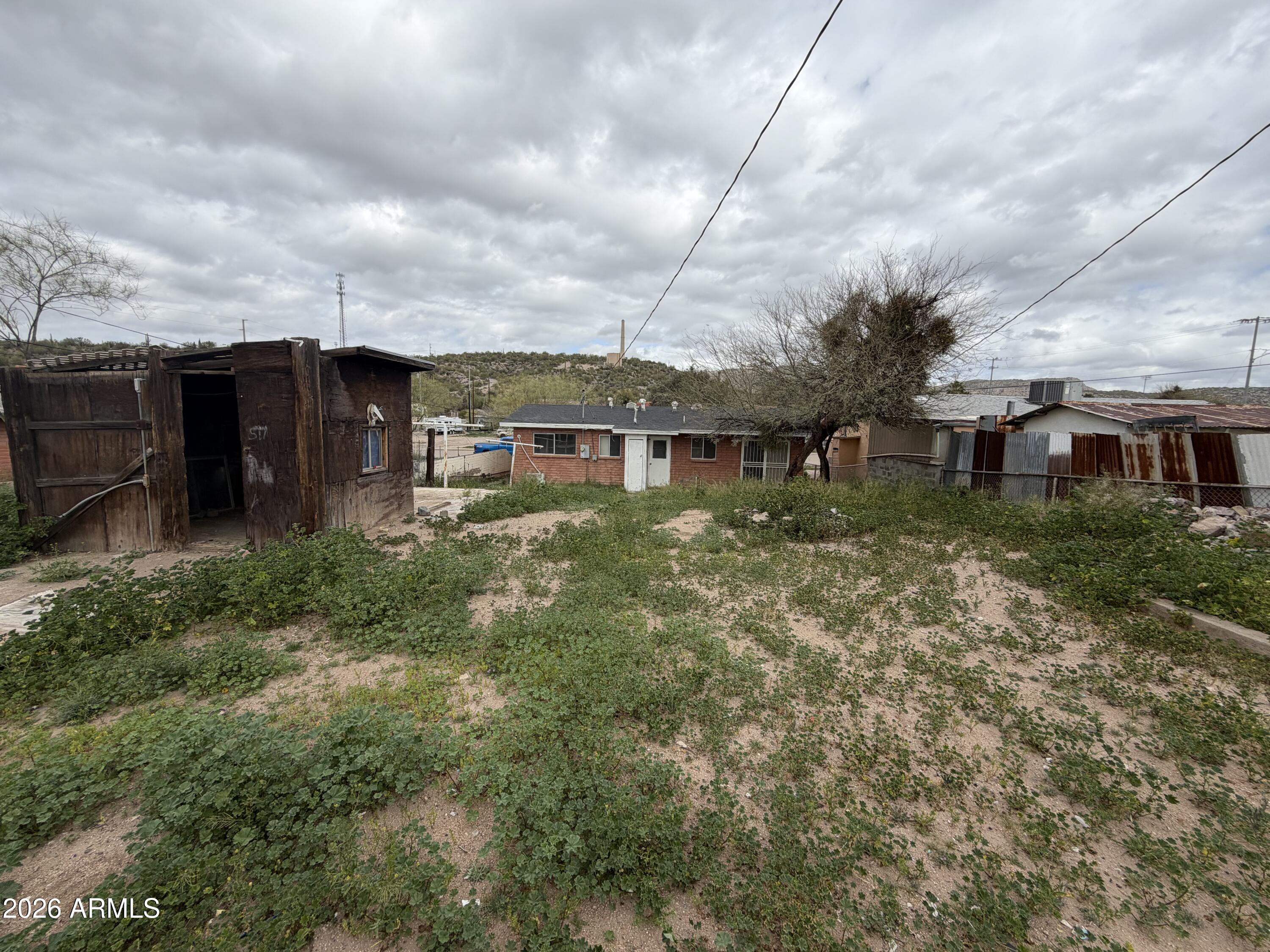 419 4th Street Winkelman, AZ 85192 - Photo 22 of 24 big yard Brad Christman