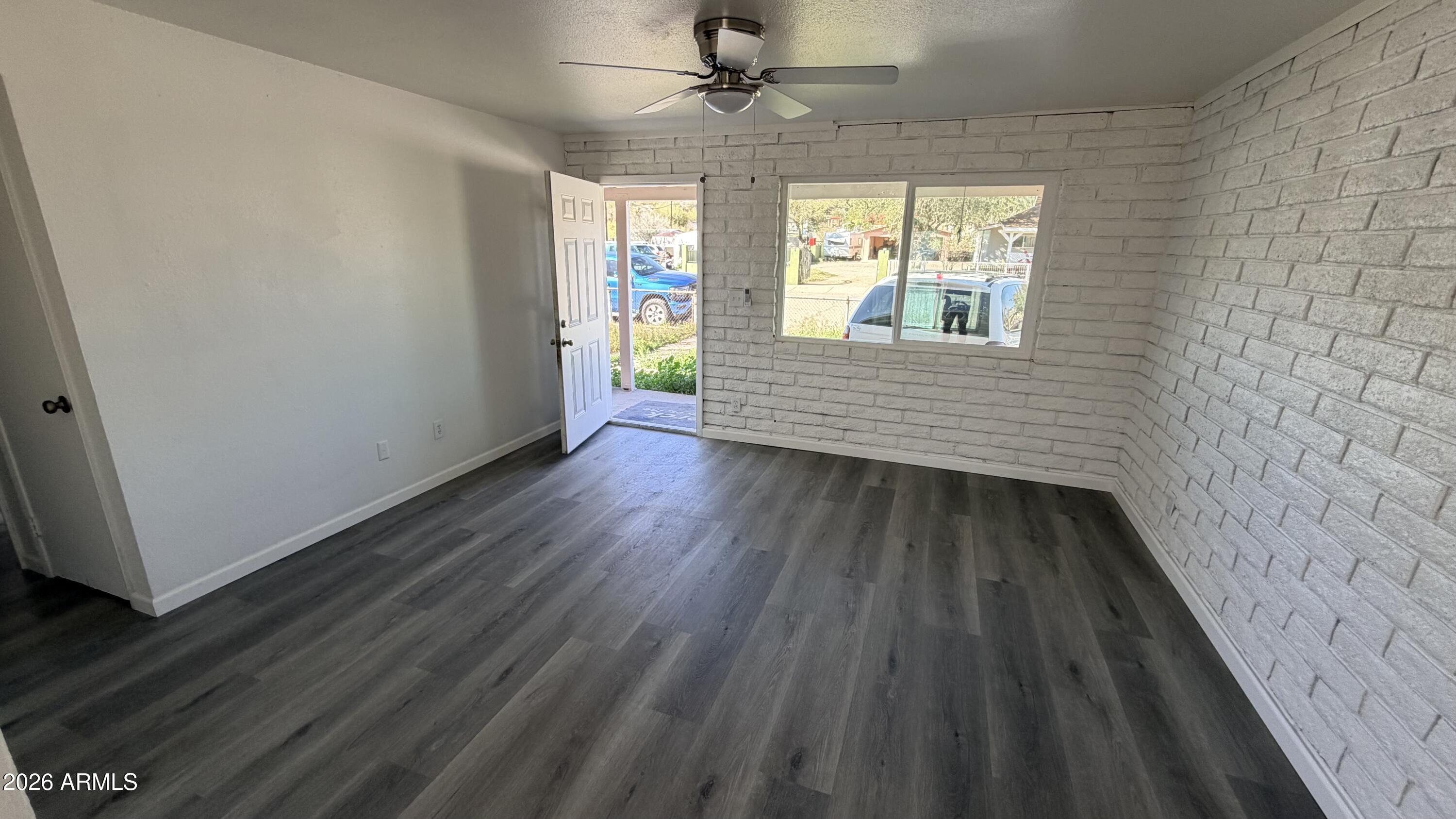 419 4th Street Winkelman, AZ 85192 - Photo 5 of 24 Living room. Brad Christman