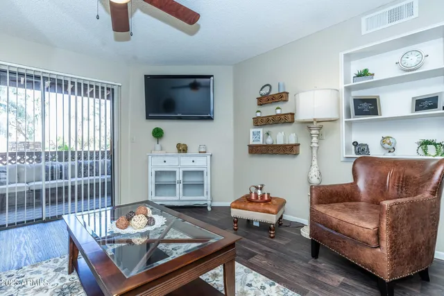 $1,442 | 6445 South Maple Avenue, Unit 2, Tempe, AZ 85283